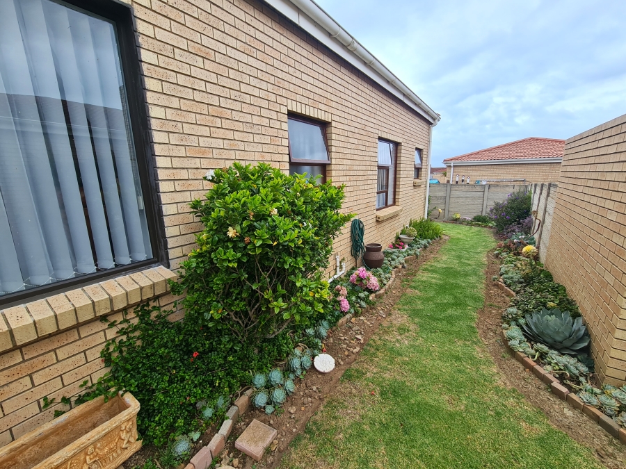 3 Bedroom Property for Sale in Jeffreys Bay Central Eastern Cape